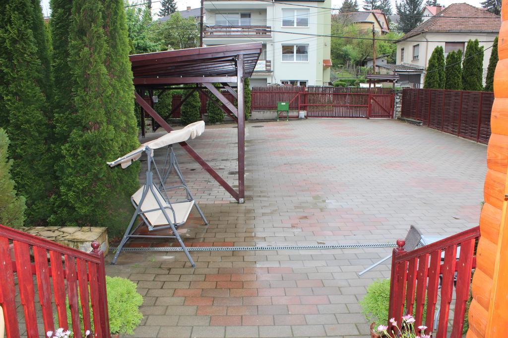 Abigel Vendeghaz Hotel Miskolc Exterior photo